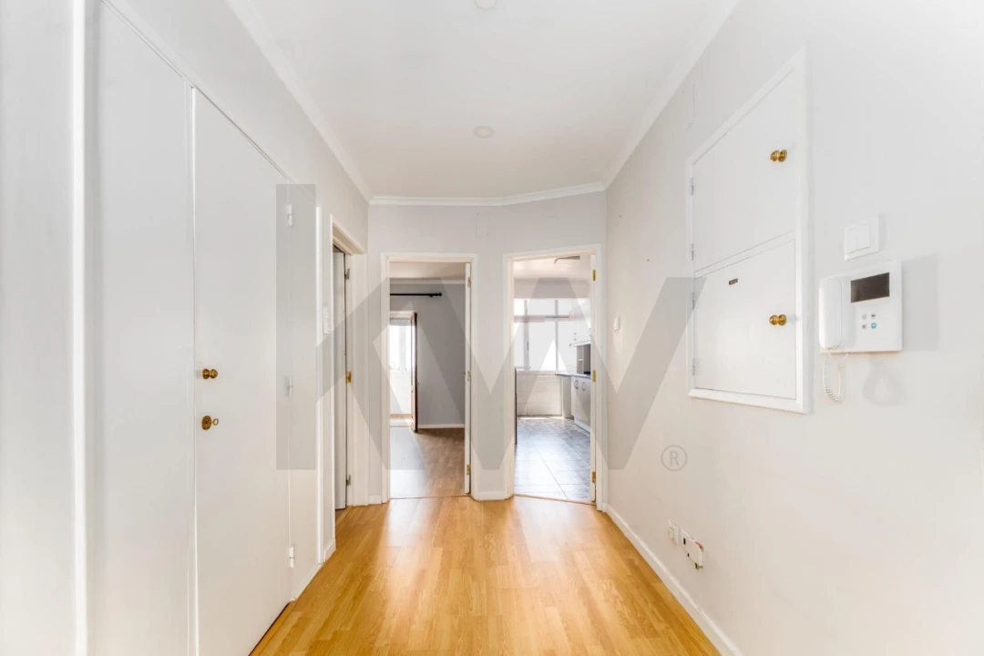 Apartamento T2 para Venda em Carnaxide e Queijas Foto 3