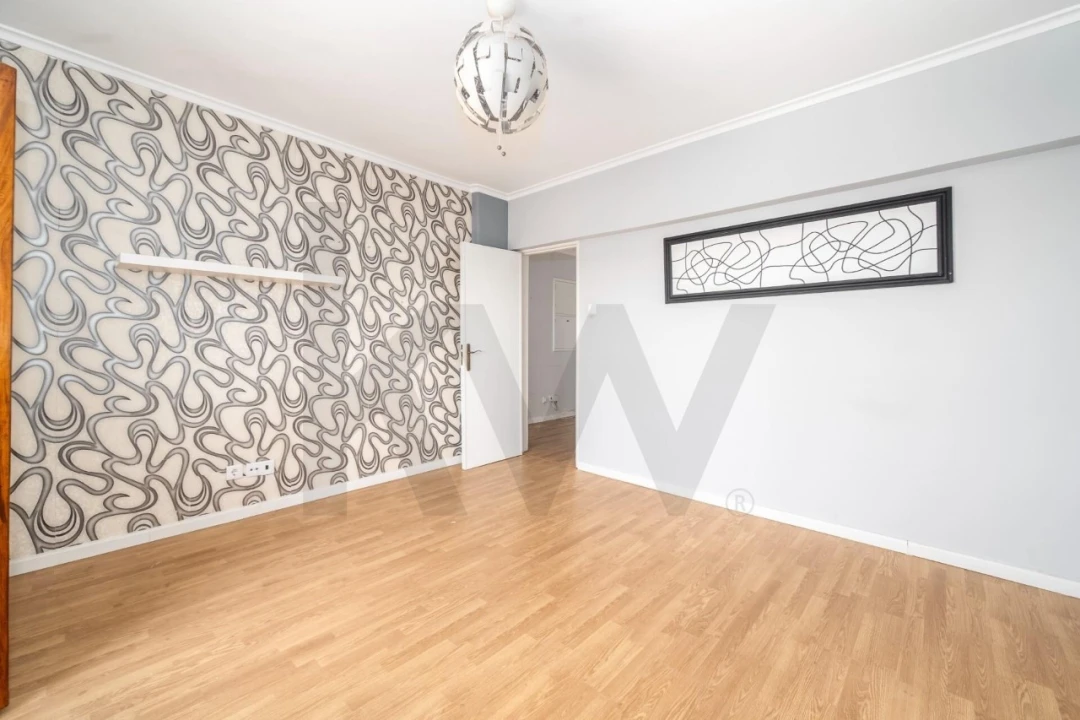 Apartamento T2 para Venda em Carnaxide e Queijas Foto 8