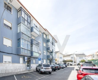 Apartamento T2 para Venda em Carnaxide e Queijas