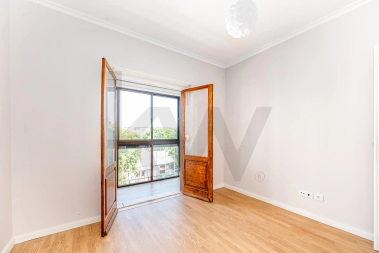 Apartamento T2 para Venda em Carnaxide e Queijas Foto 20