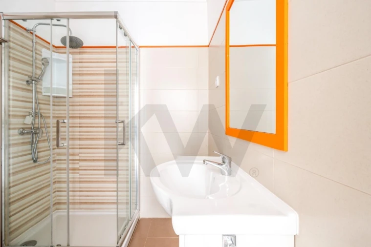 Apartamento T2 para Venda em Carnaxide e Queijas Foto 23