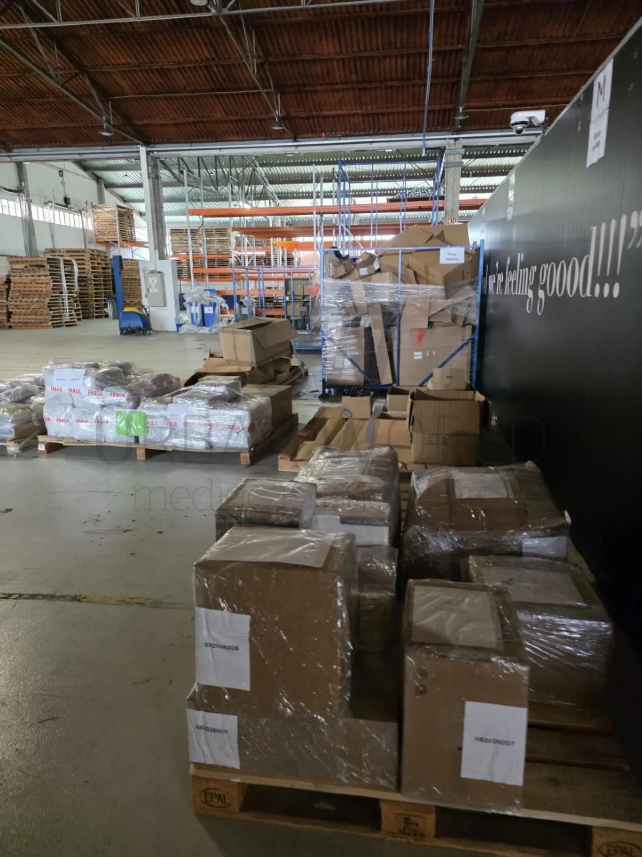 Armazém para Venda em São João da Madeira Foto 20