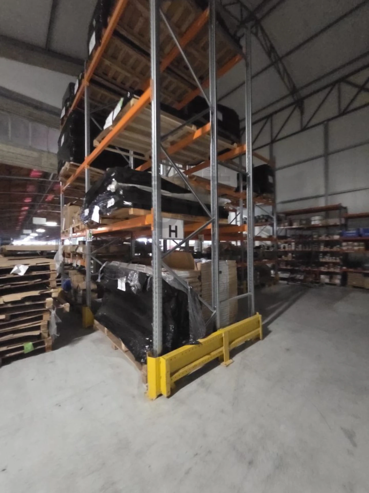 Armazém para Venda em São João da Madeira Foto 37