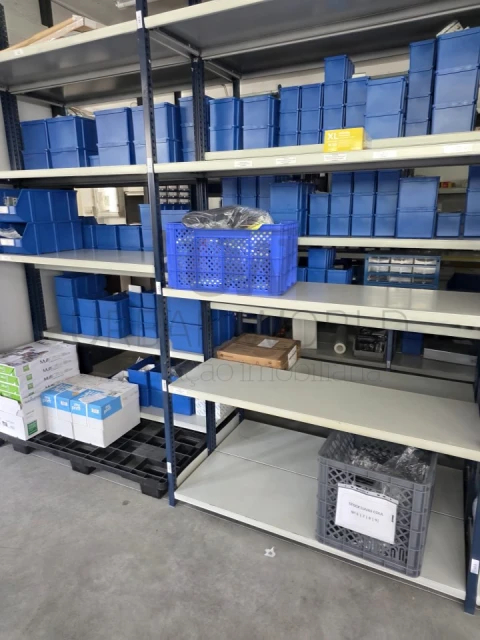 Armazém para Venda em São João da Madeira