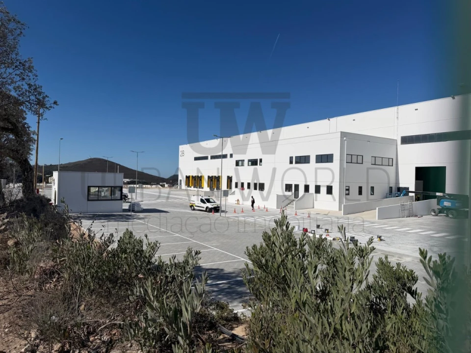 Armazém para Arrendamento em Malveira e São Miguel de Alcainça Foto 3