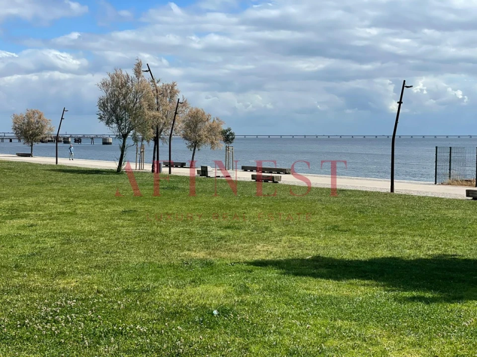 Apartamento T3 para Arrendamento em Marvila Foto 24