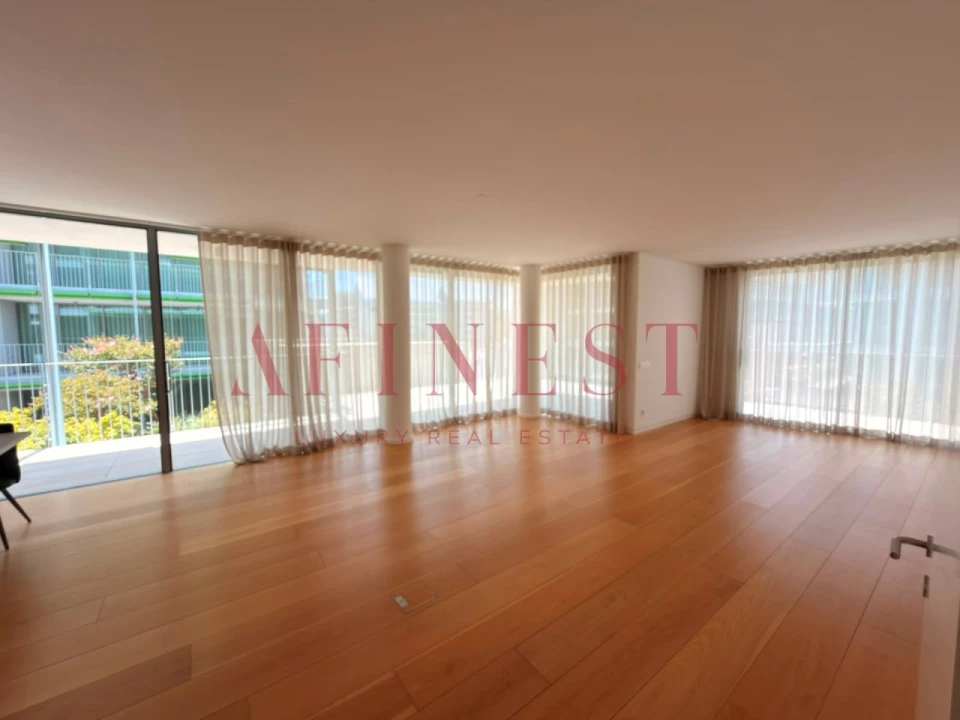 Apartamento T3 para Arrendamento em Marvila Foto 9