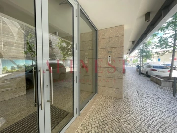 Apartamento T3 para Arrendamento em Marvila