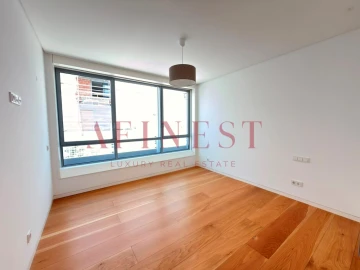 Apartamento T3 para Arrendamento em Marvila