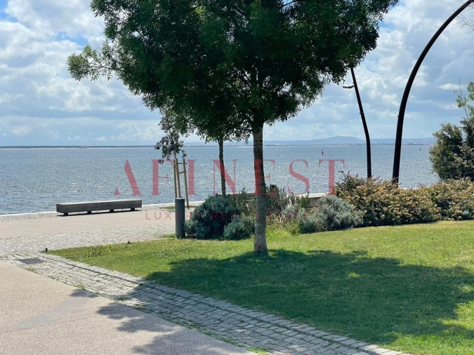 Apartamento T3 para Arrendamento em Marvila Foto 26