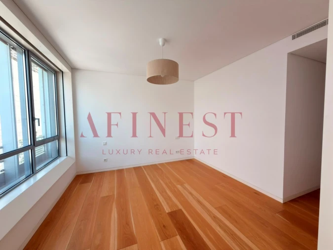 Apartamento T3 para Arrendamento em Marvila Foto 28