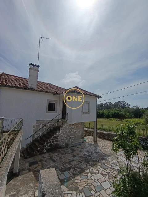 Moradia T4 para Venda em Vila de Punhe