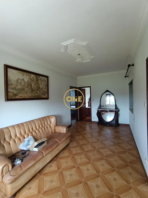 Moradia T4 para Venda em Vila de Punhe