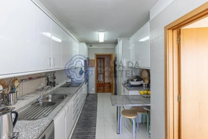 Apartamento T4 para Venda em Aldoar, Foz do Douro e Nevogilde