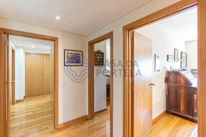 Apartamento T4 para Venda em Aldoar, Foz do Douro e Nevogilde