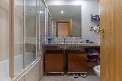 Apartamento T4 para Venda em Aldoar, Foz do Douro e Nevogilde