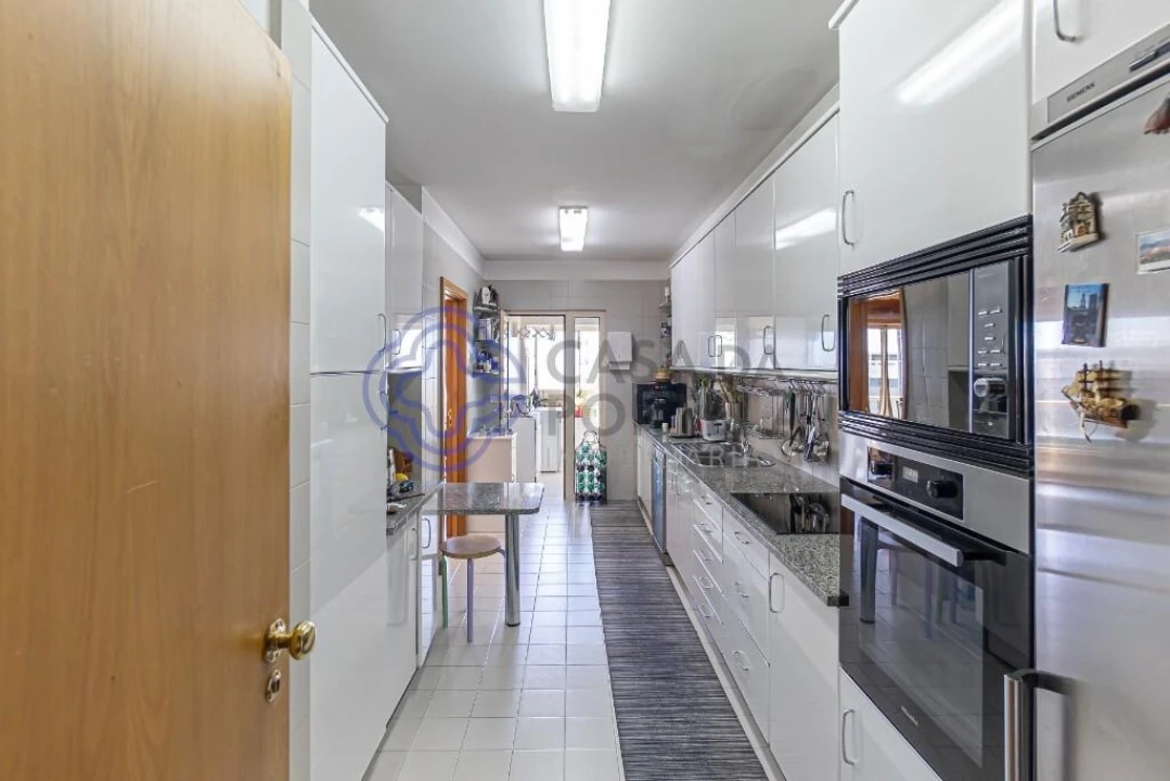 Apartamento T4 para Venda em Aldoar, Foz do Douro e Nevogilde Foto 9