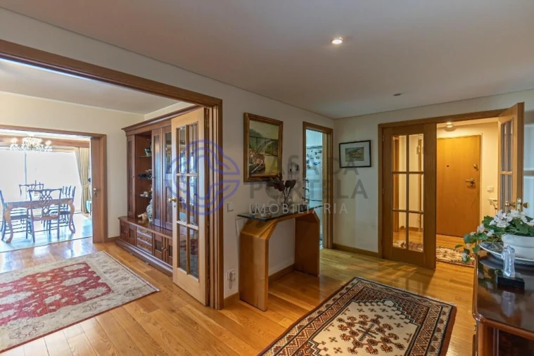 Apartamento T4 para Venda em Aldoar, Foz do Douro e Nevogilde Foto 8