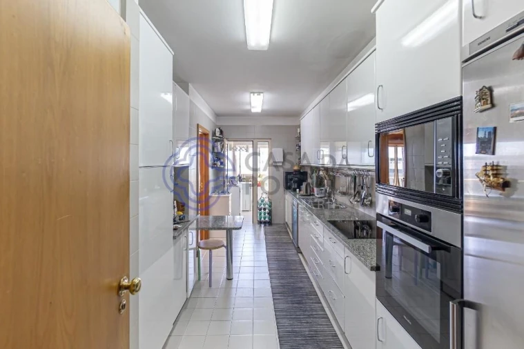 Apartamento T4 para Venda em Aldoar, Foz do Douro e Nevogilde Foto 9