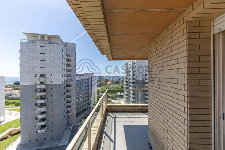 Apartamento T4 para Venda em Aldoar, Foz do Douro e Nevogilde Foto 2