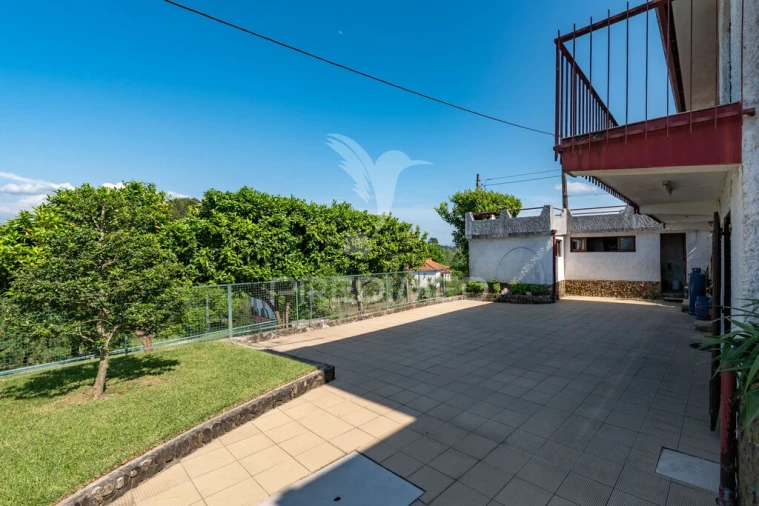 Moradia T4 para Venda em Vila Verde e Barbudo Foto 14
