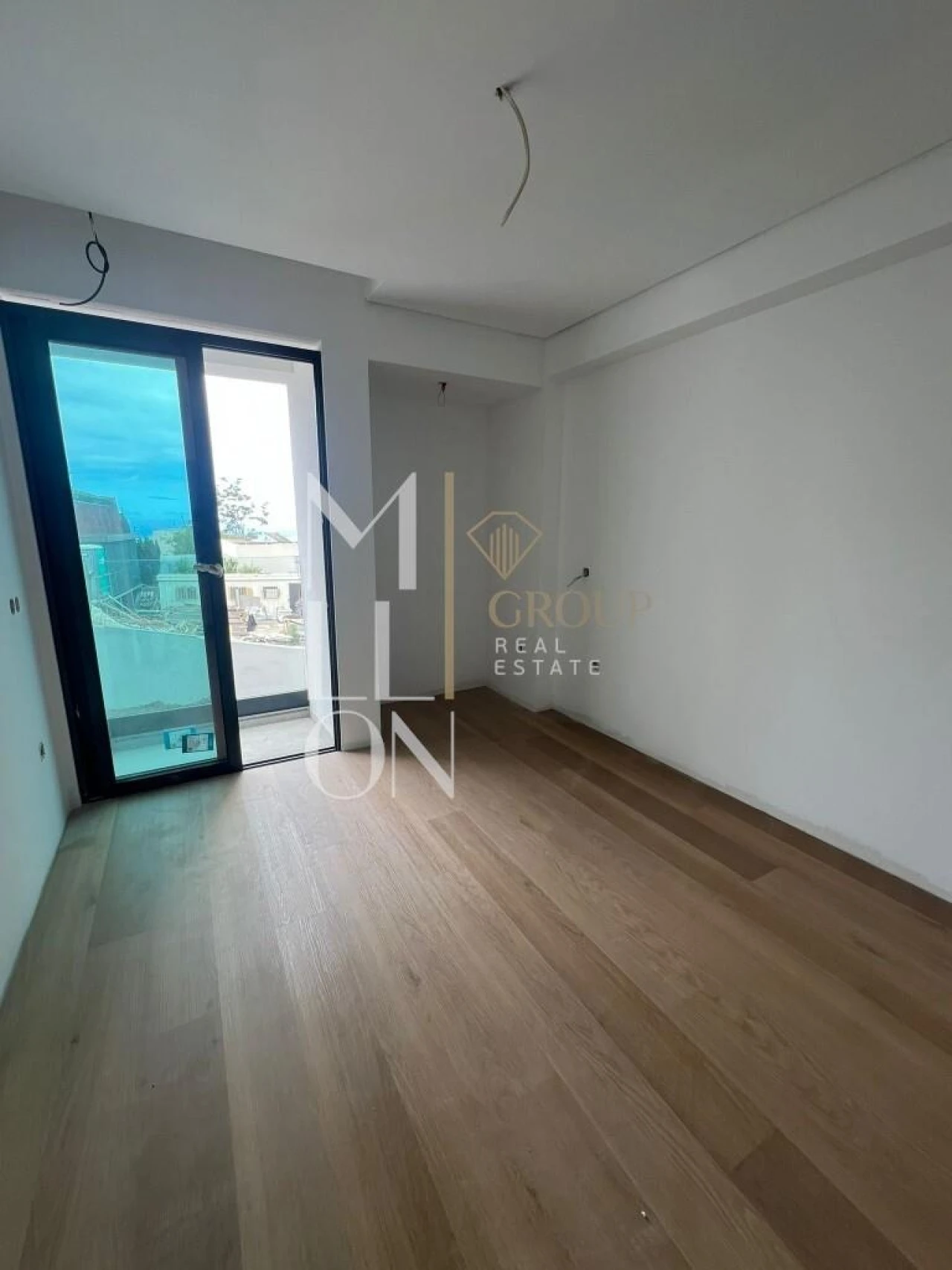 Apartamento T2 para Venda em Caniço Foto 1