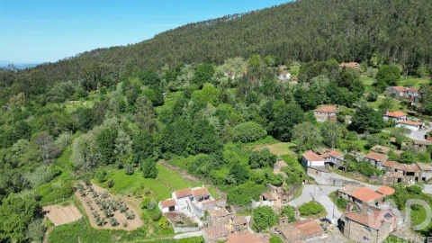 Moradia para Venda em Vila Nova