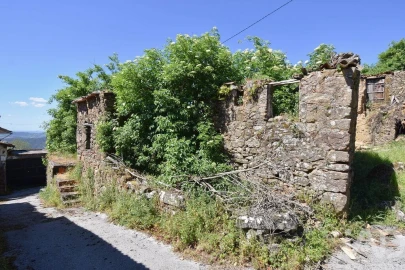 Moradia para Venda em Vila Nova