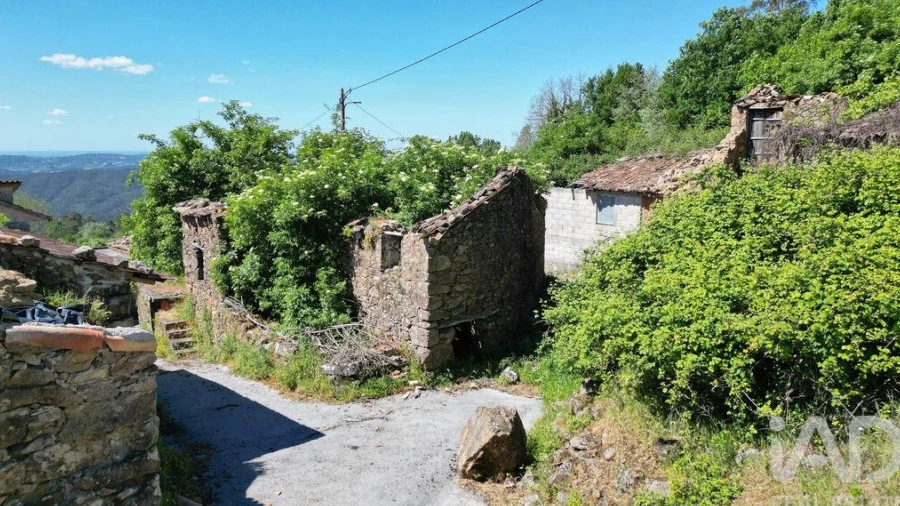 Moradia para Venda em Vila Nova