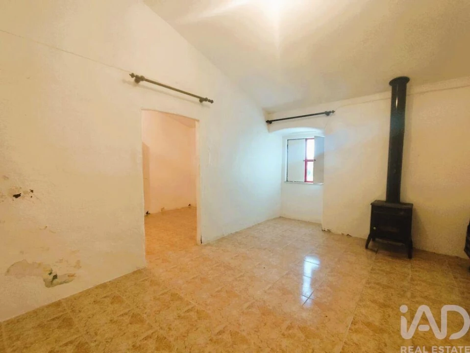 Moradia T3 para Venda em Orada Foto 11