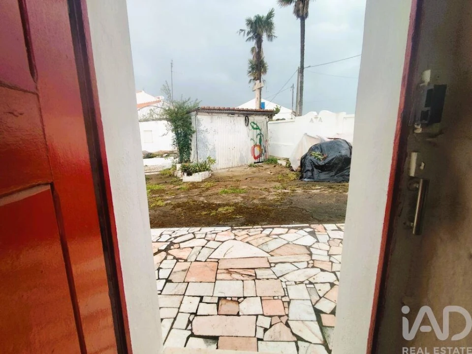 Moradia T3 para Venda em Orada Foto 9