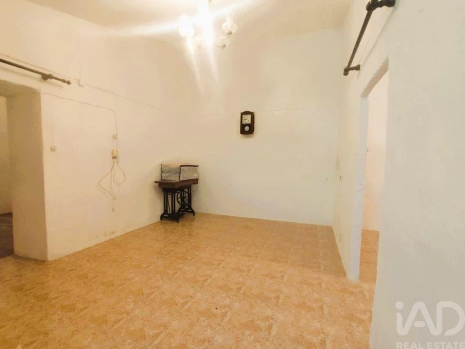 Moradia T3 para Venda em Orada Foto 15