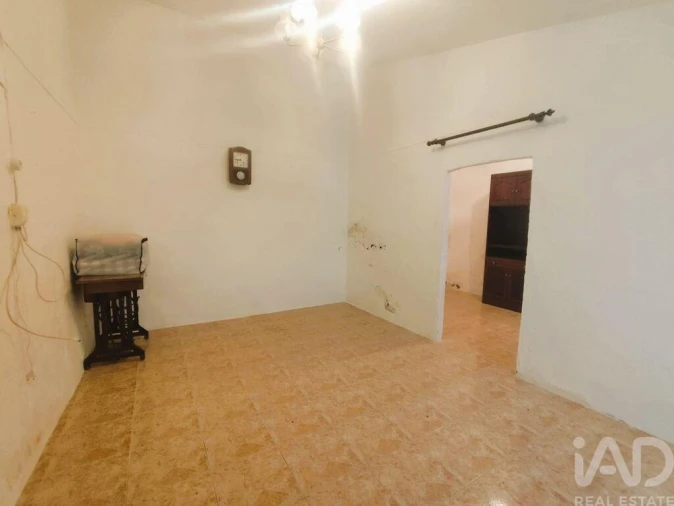 Moradia T3 para Venda em Orada Foto 13