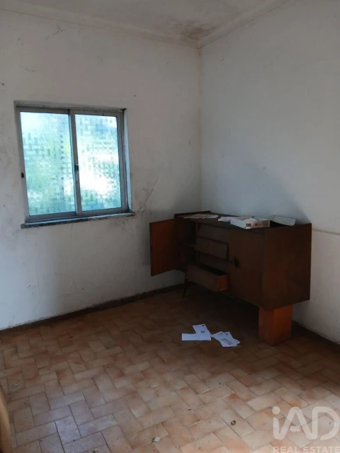 Moradia T4 para Venda em São Martinho de Árvore e Lamarosa