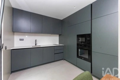 Apartamento para Venda em São Mamede de Infesta e Senhora da Hora
