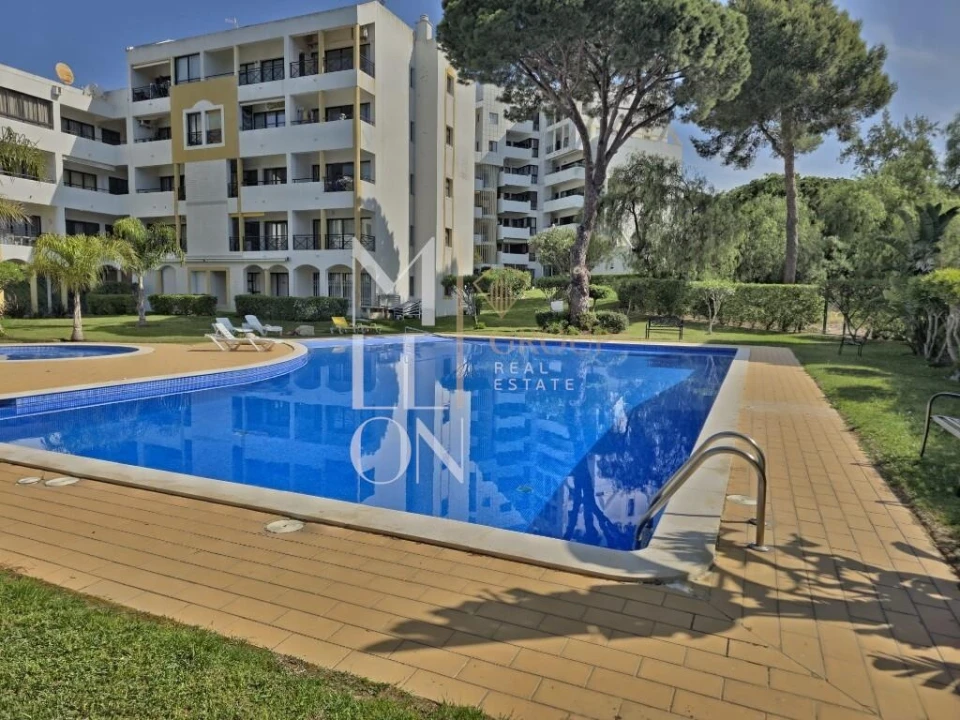 Apartamento T1 para Venda em Quarteira Foto 22