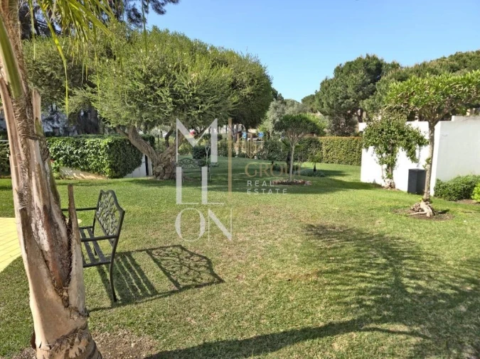 Apartamento T1 para Venda em Quarteira Foto 17