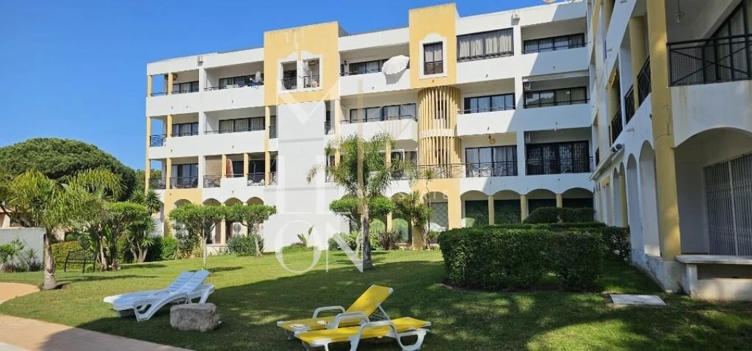 Apartamento T1 para Venda em Quarteira Foto 19