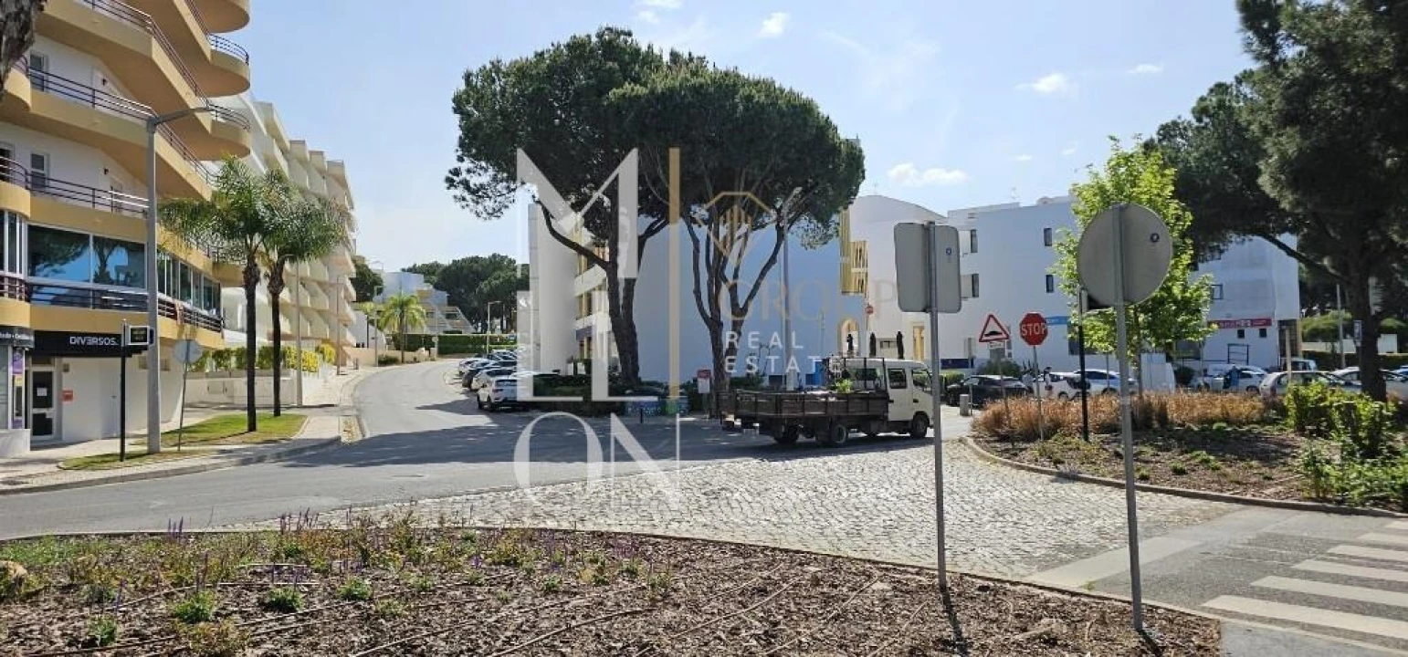 Apartamento T1 para Venda em Quarteira Foto 24