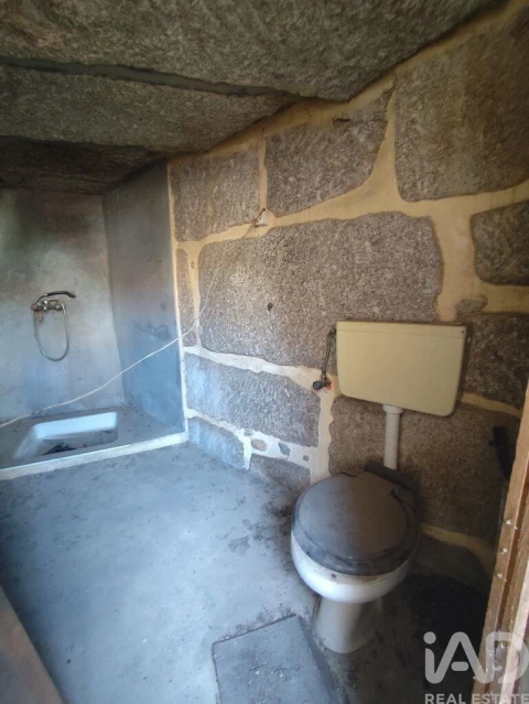 Moradia T3 para Venda em Lagares