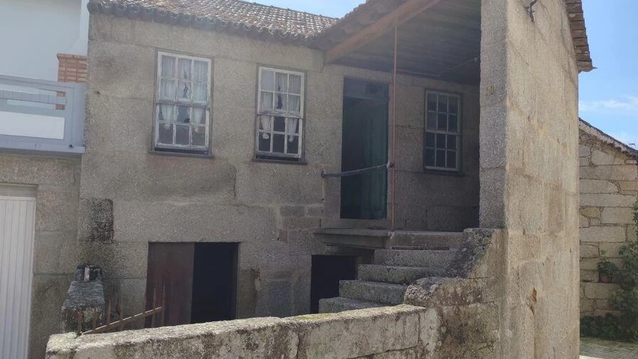 Moradia T3 para Venda em Lagares