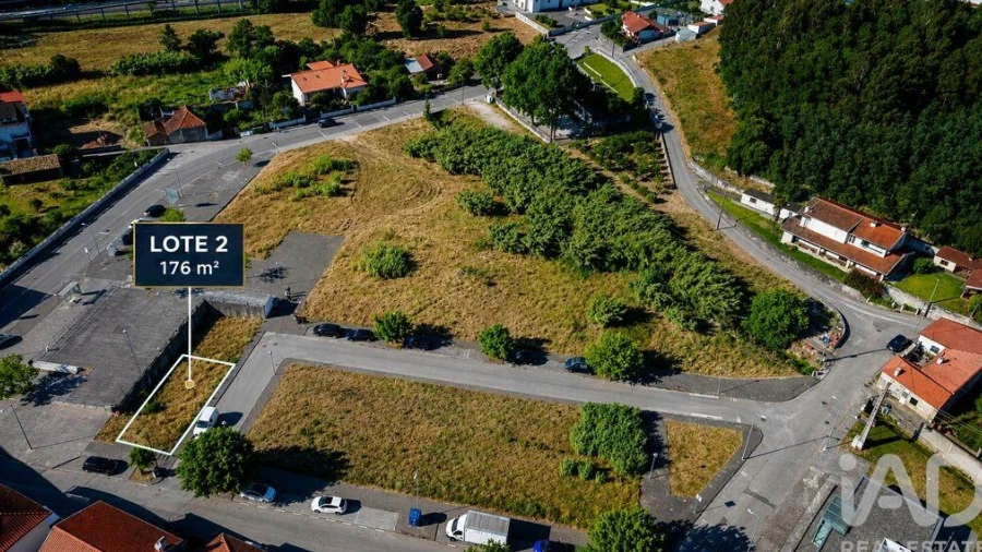 Terreno para Venda em Taveiro, Ameal e Arzila