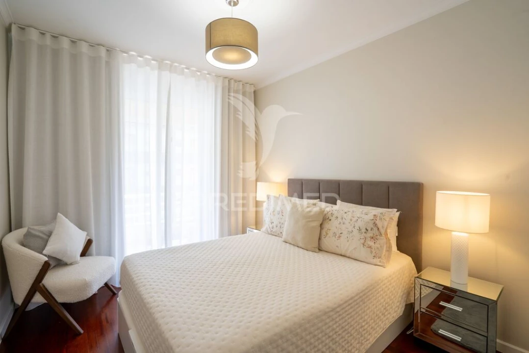 Apartamento T2 para Venda em Caniço Foto 9