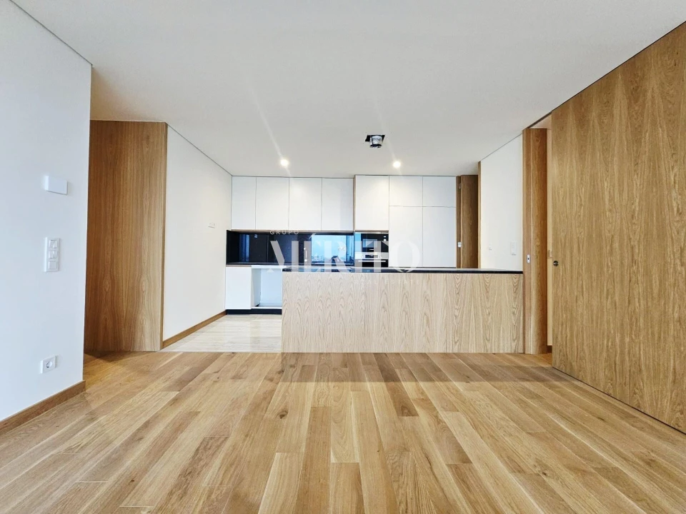 Apartamento T3 para Venda em Póvoa de Varzim, Beiriz e Argivai Foto 1