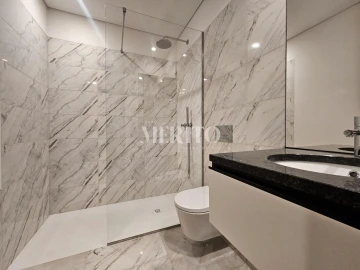 Apartamento T3 para Venda em Póvoa de Varzim, Beiriz e Argivai