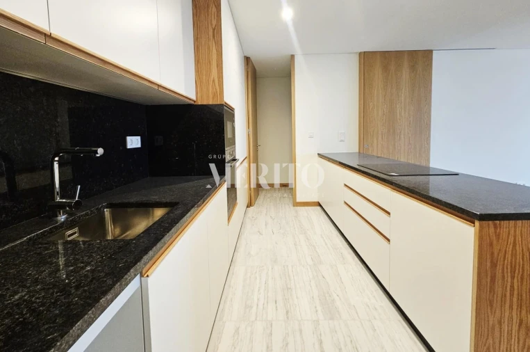 Apartamento T3 para Venda em Póvoa de Varzim, Beiriz e Argivai Foto 4