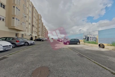 Apartamento T1 para Arrendamento em Lumiar