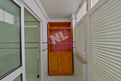 Apartamento T1 para Arrendamento em Lumiar