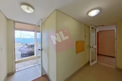 Apartamento T1 para Arrendamento em Lumiar