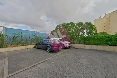 Apartamento T1 para Arrendamento em Lumiar